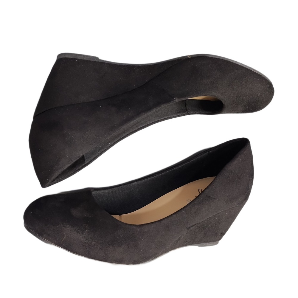 Fergie Mercy Wedge Pumps Womens US 9.5M Black Upper Fabric Almond Toe Slip On
